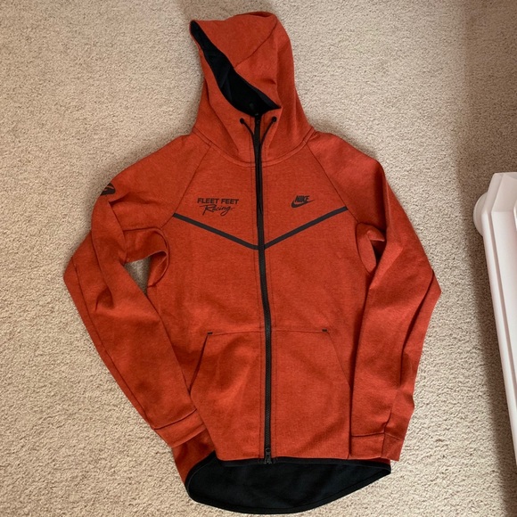 mens nike running hoodie
